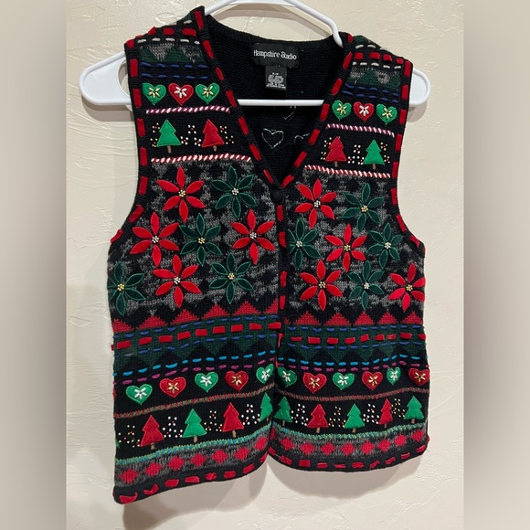 hampshire studio Jackets & Blazers - Hampshire Studio Vintage fair isle vest poinsettia Christmas tree heart PP